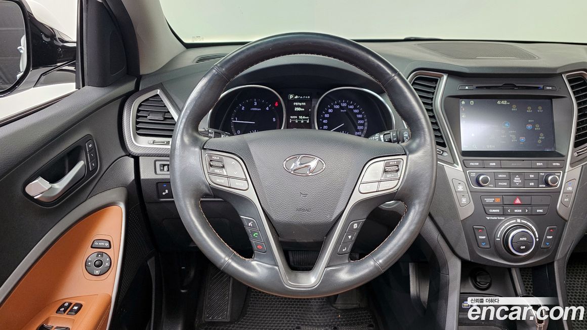 Hyundai Santafe 2016