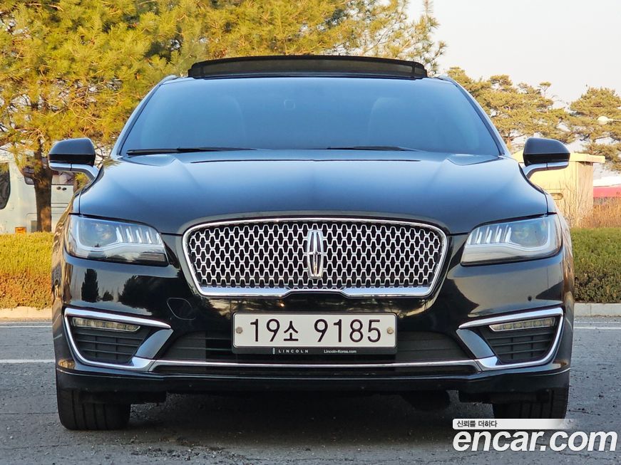 Lincoln MKZ 2020