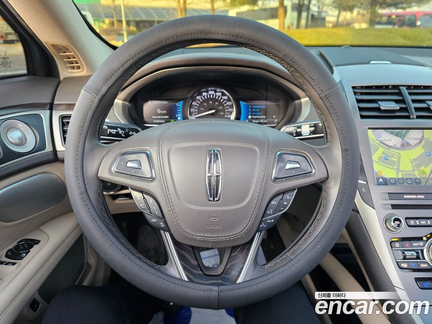 Lincoln MKZ 2020