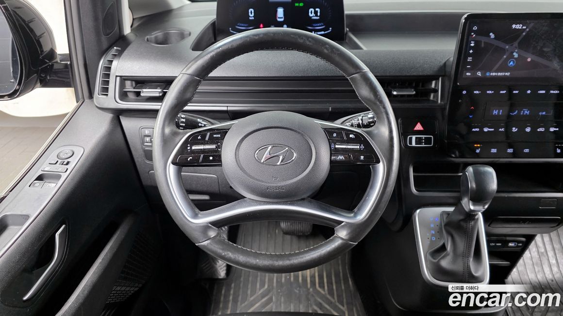 Hyundai Staria 2022