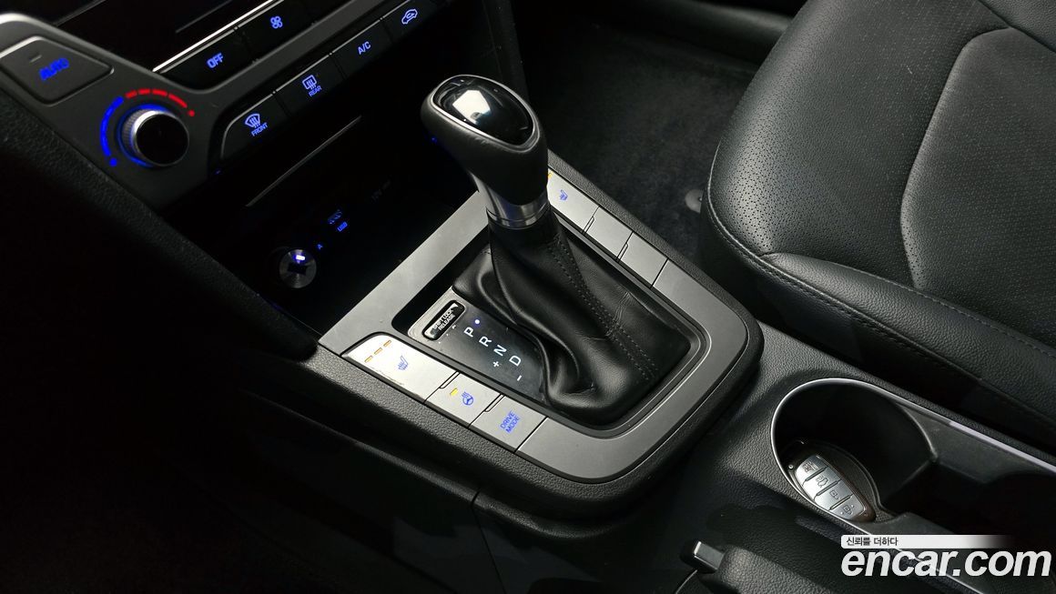 Hyundai AVANTE 2017