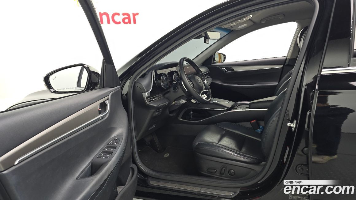 Hyundai Grandeur 2021