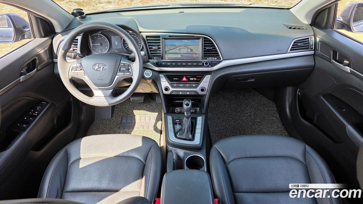Hyundai AVANTE 2017