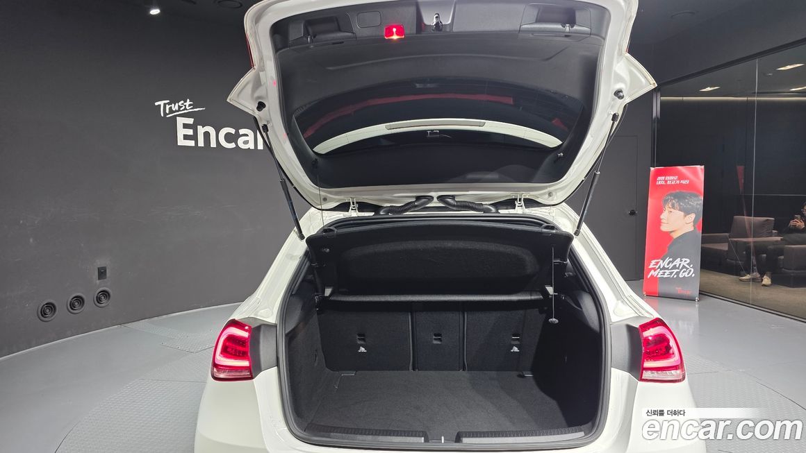 Mercedes-Benz A-Class 2019