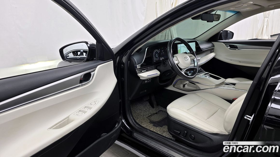 Hyundai Grandeur 2022