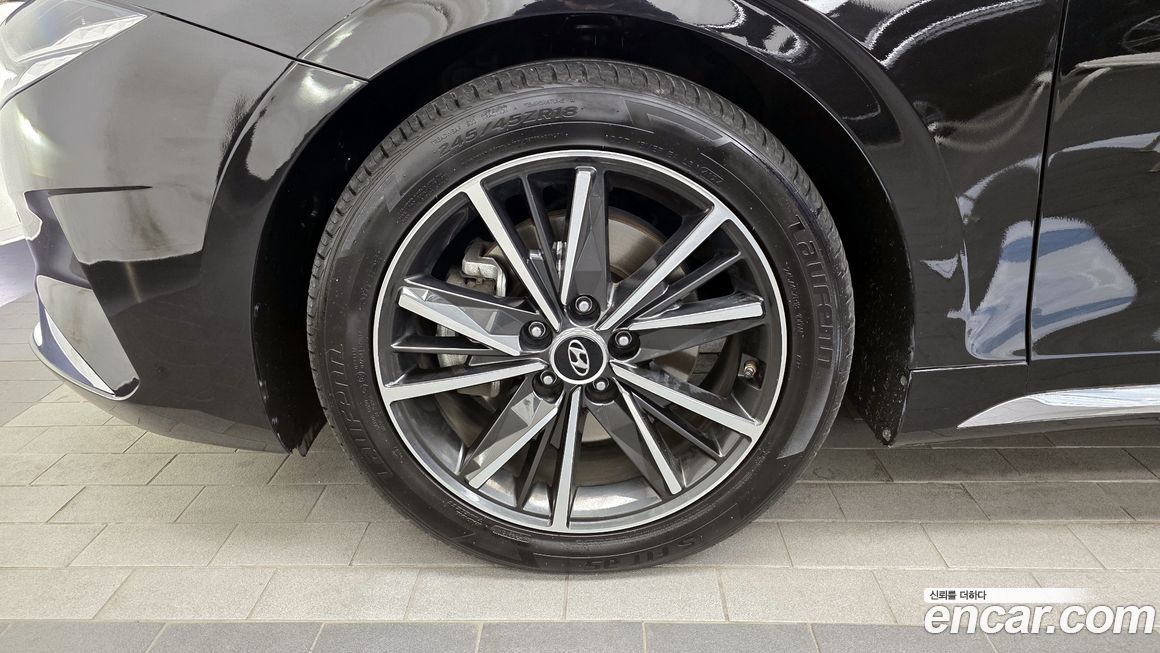 Hyundai Grandeur 2022