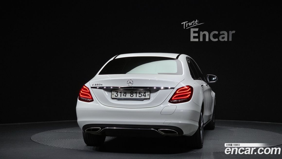 Mercedes-Benz C-Class 2018