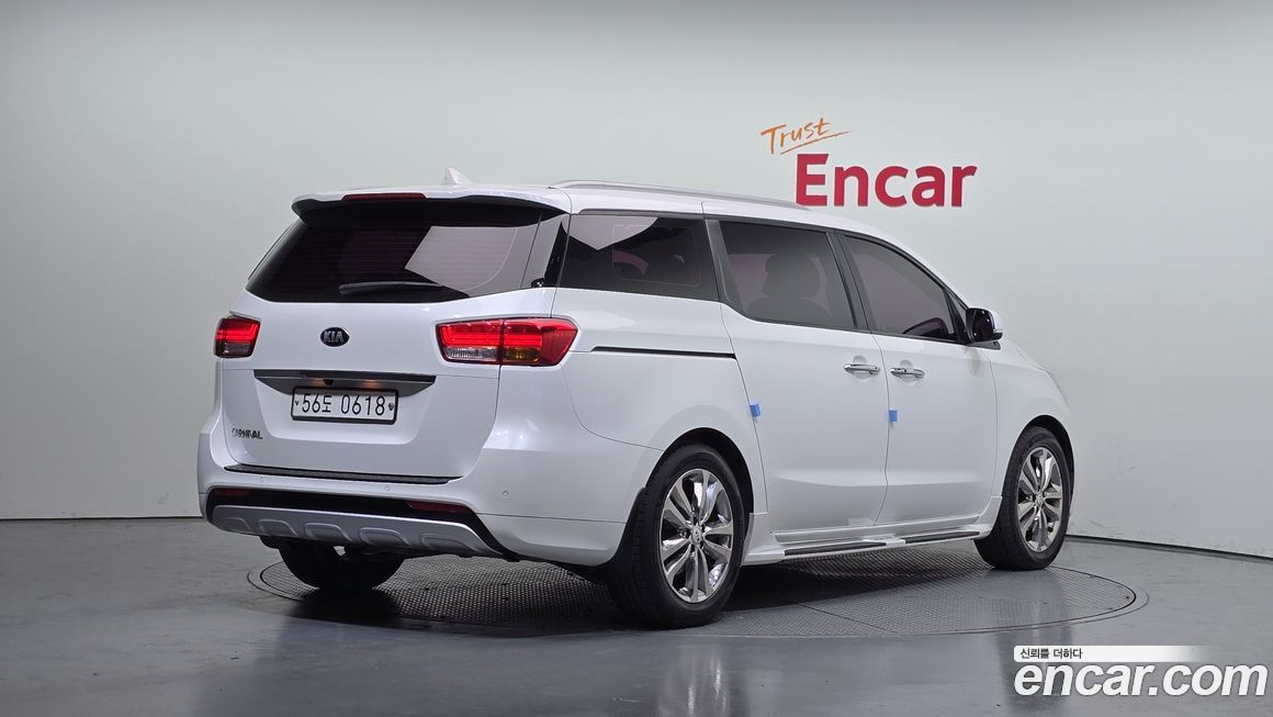 Kia Canival 2016