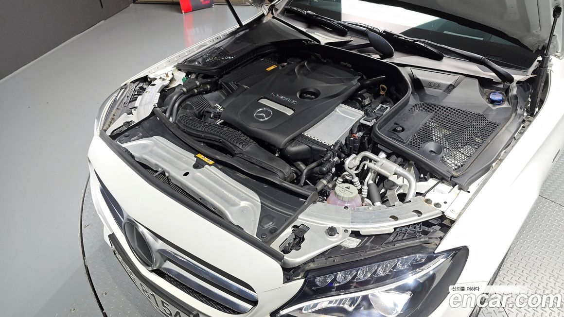 Mercedes-Benz C-Class 2018