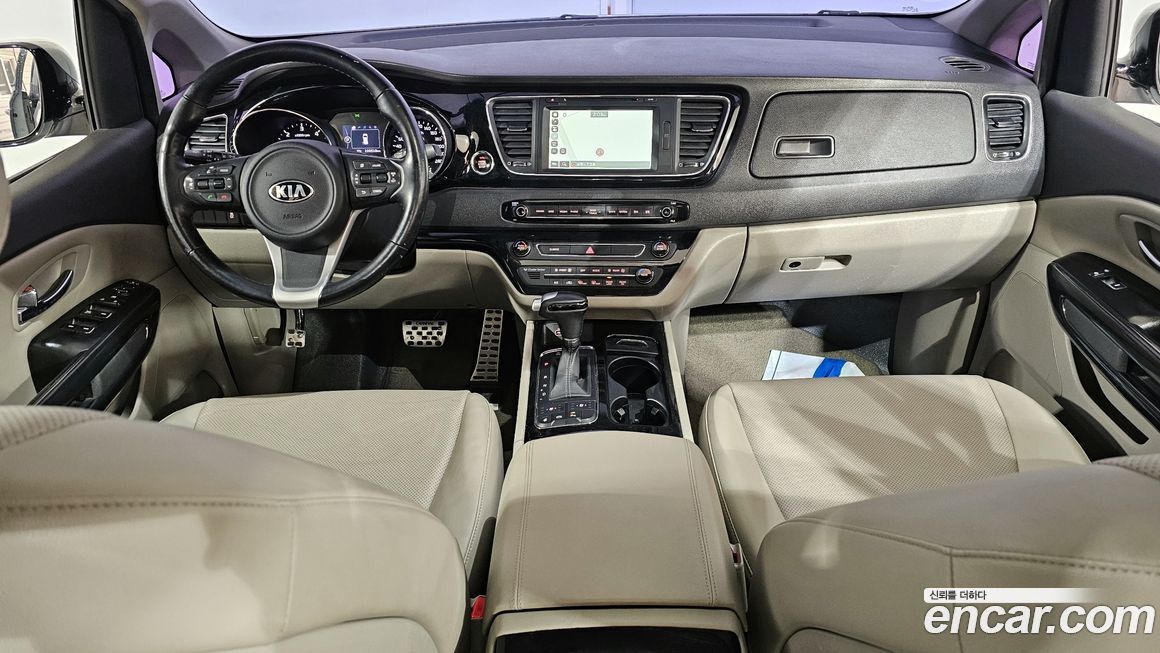Kia Canival 2016