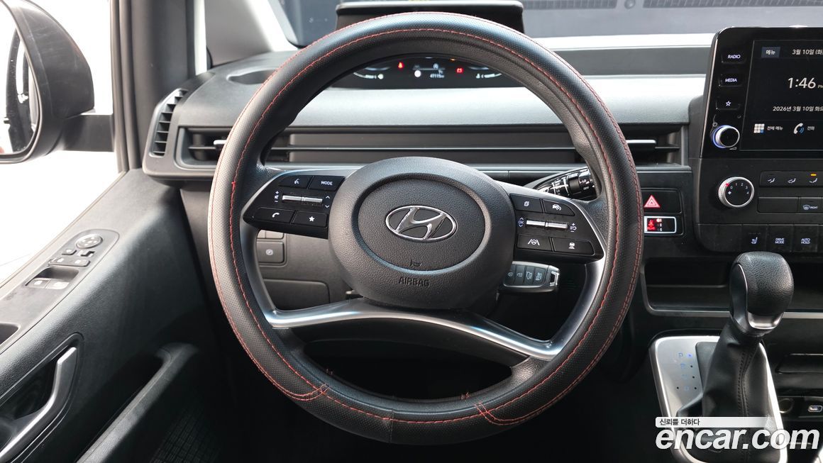 Hyundai Staria 2022