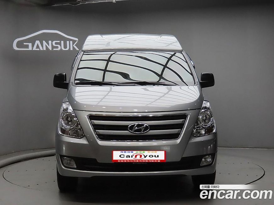 Hyundai Starex 2018