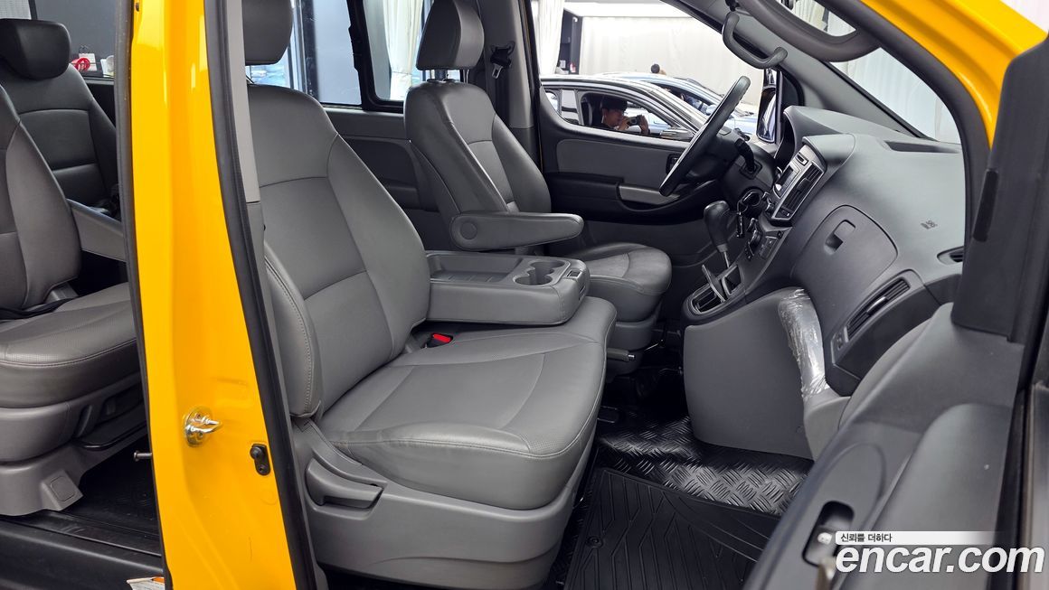 Hyundai Starex 2018