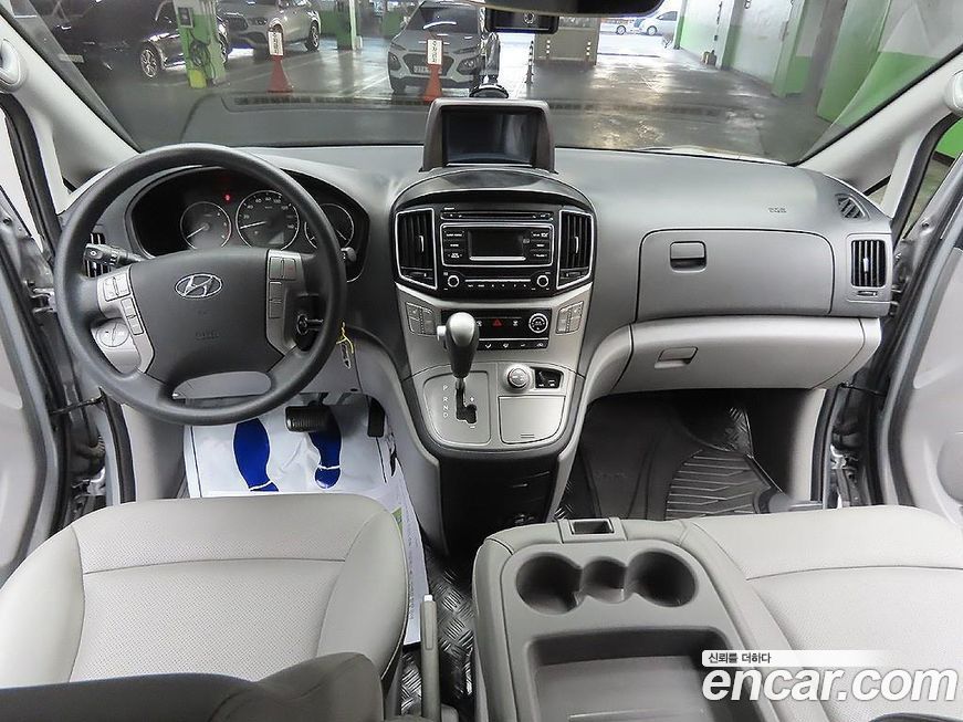 Hyundai Starex 2018