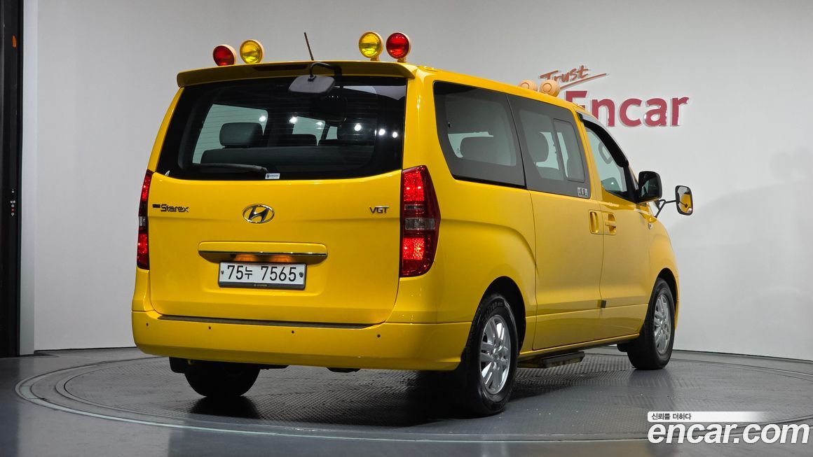 Hyundai Starex 2018