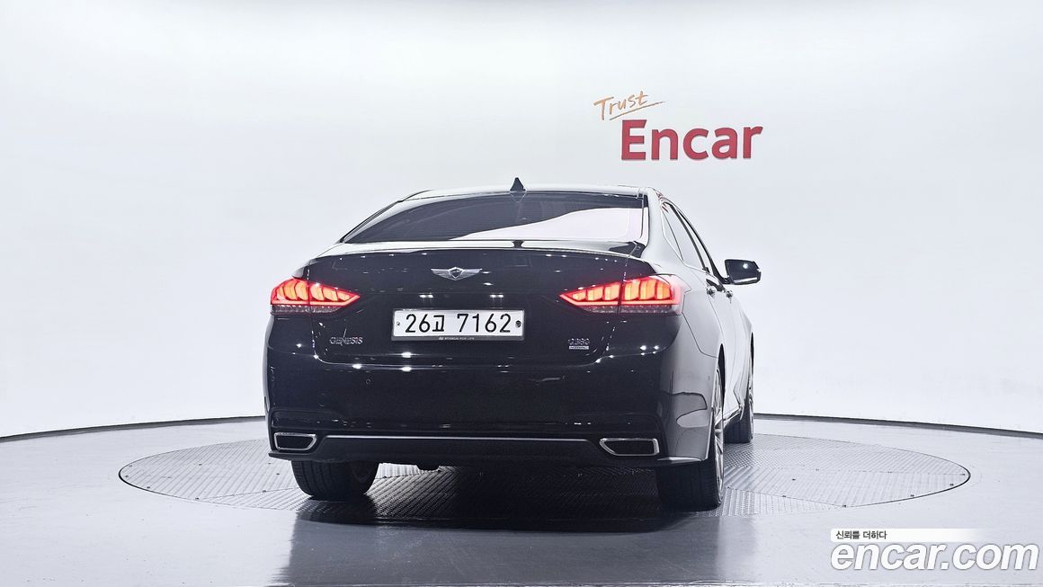 Hyundai Genesis 2014