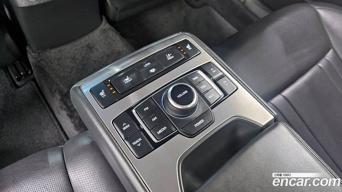 Hyundai Genesis 2014