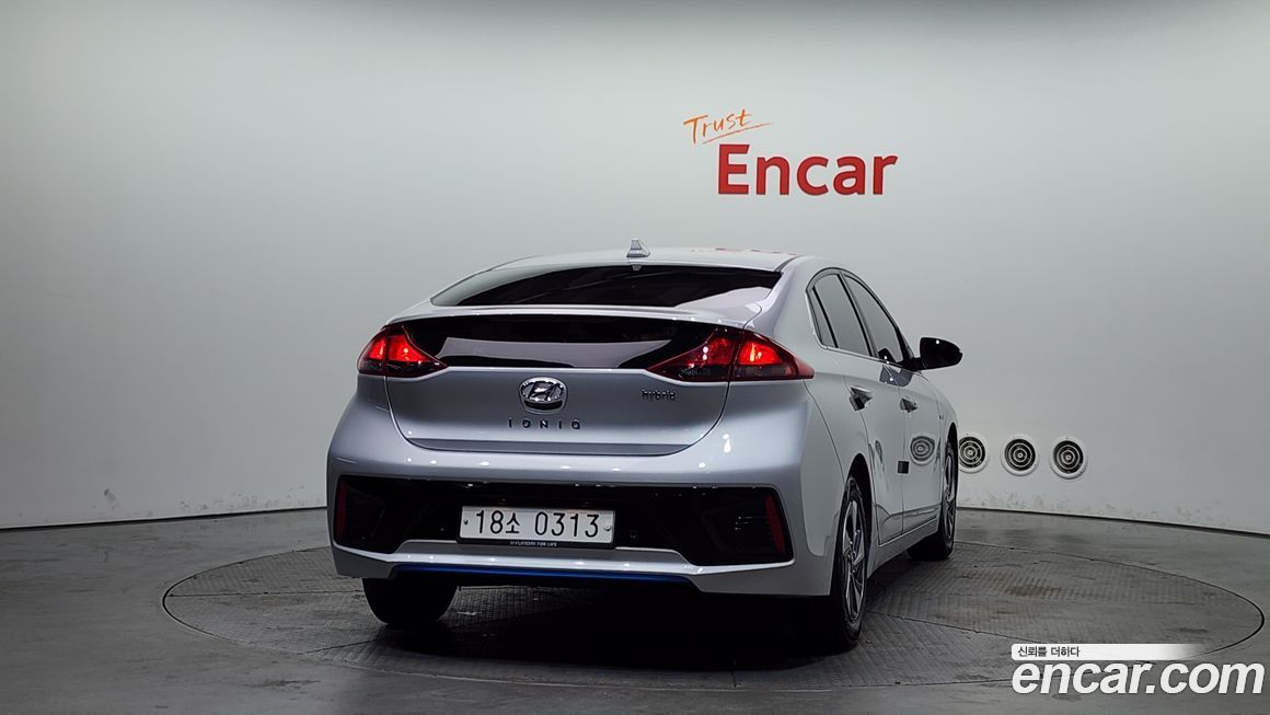 Hyundai Ioniq 2016