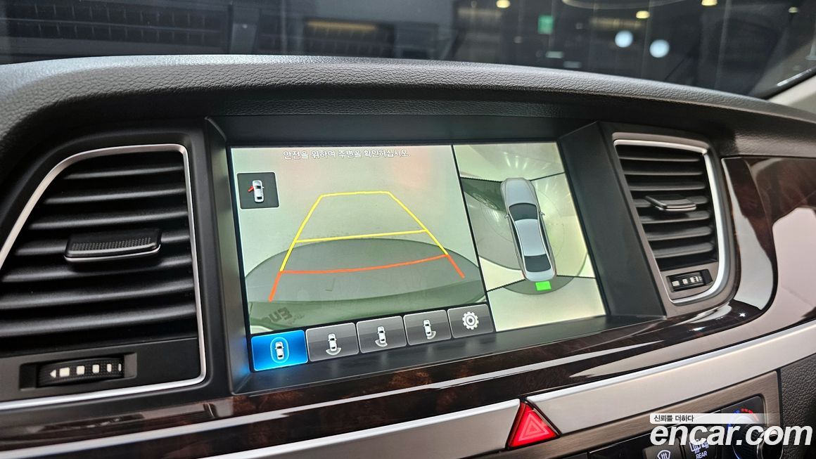 Hyundai Genesis 2014