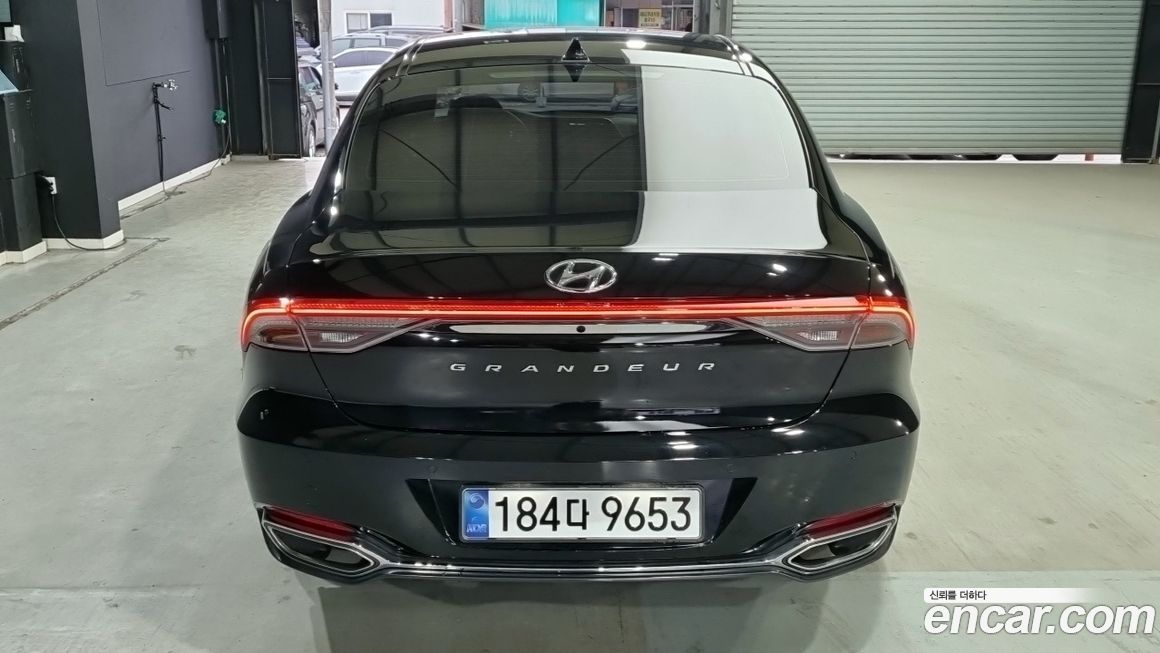 Hyundai Grandeur 2022