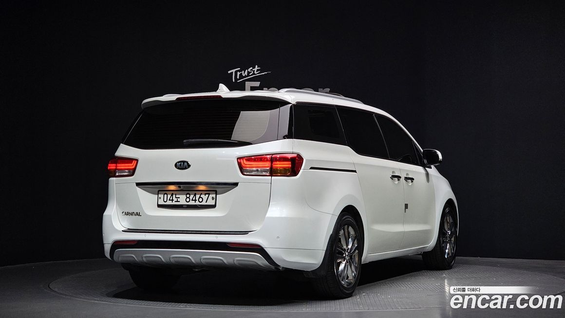 Kia Canival 2018