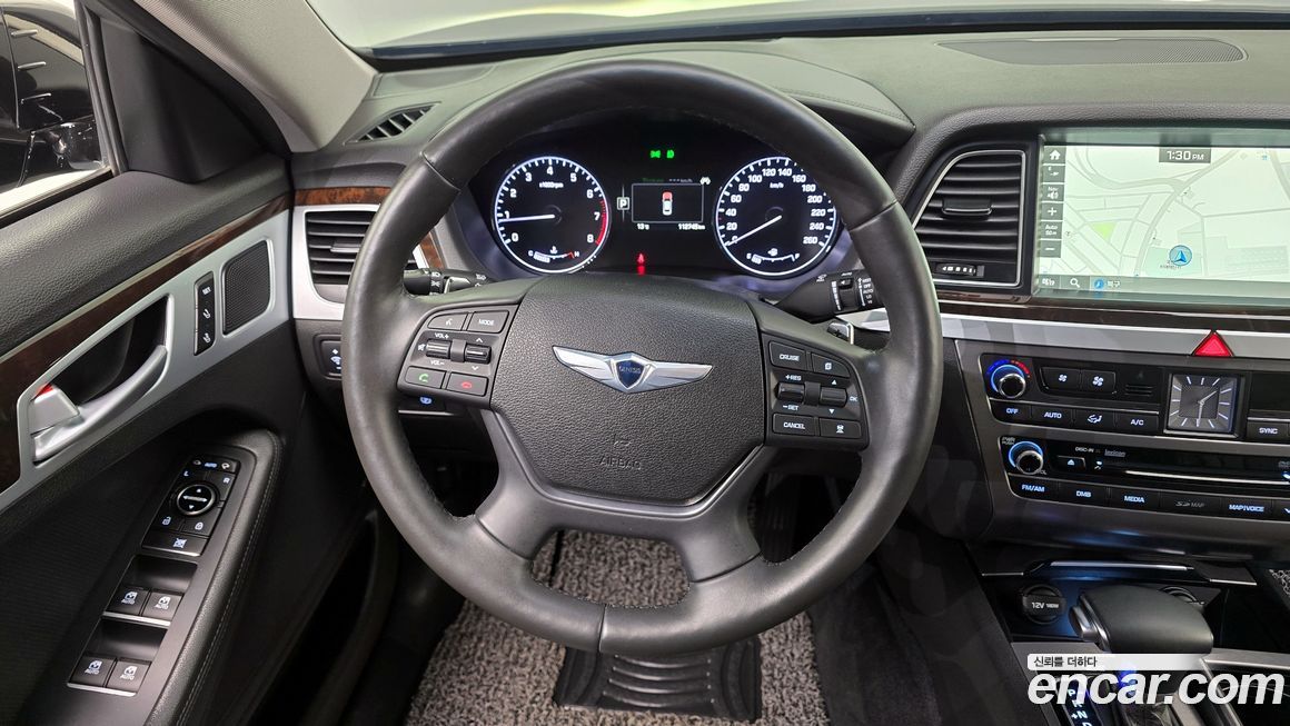 Hyundai Genesis 2015