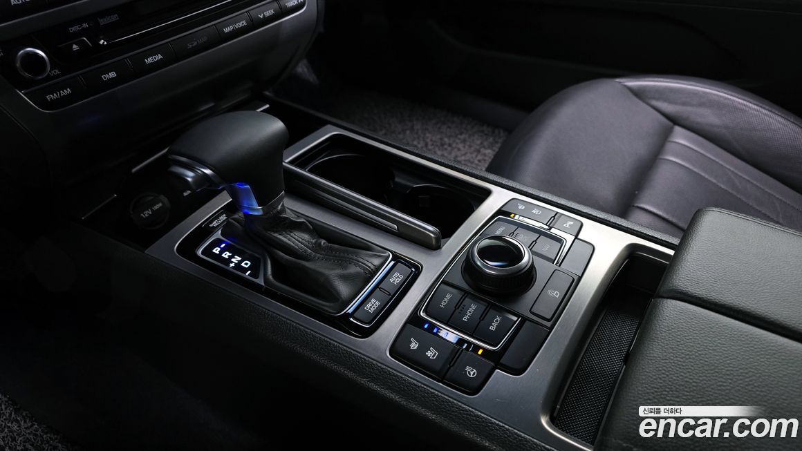 Hyundai Genesis 2015