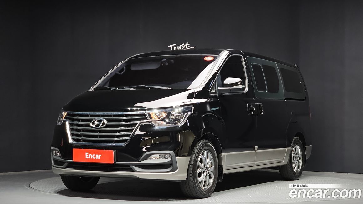 Hyundai Starex 2019