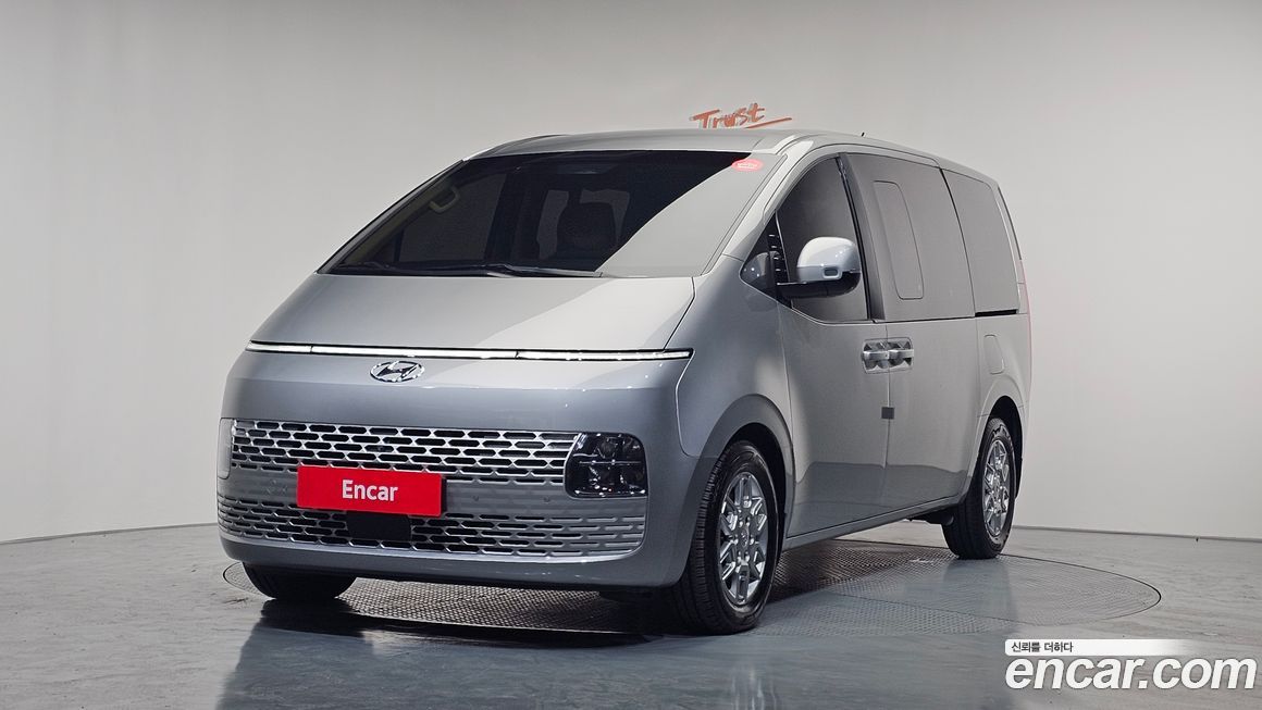 Hyundai Staria 2022