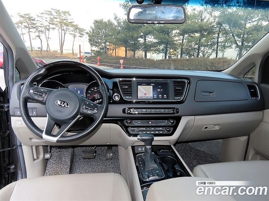 Kia Canival 2017
