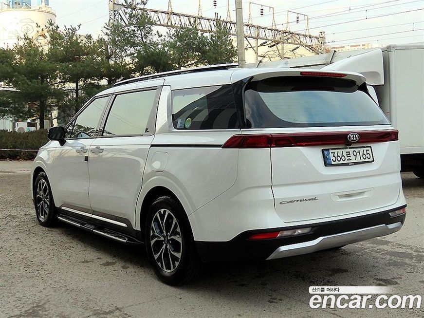 Kia Canival 2021