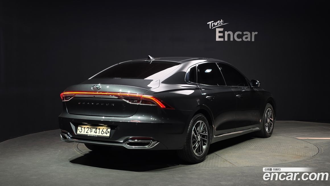 Hyundai Grandeur 2021