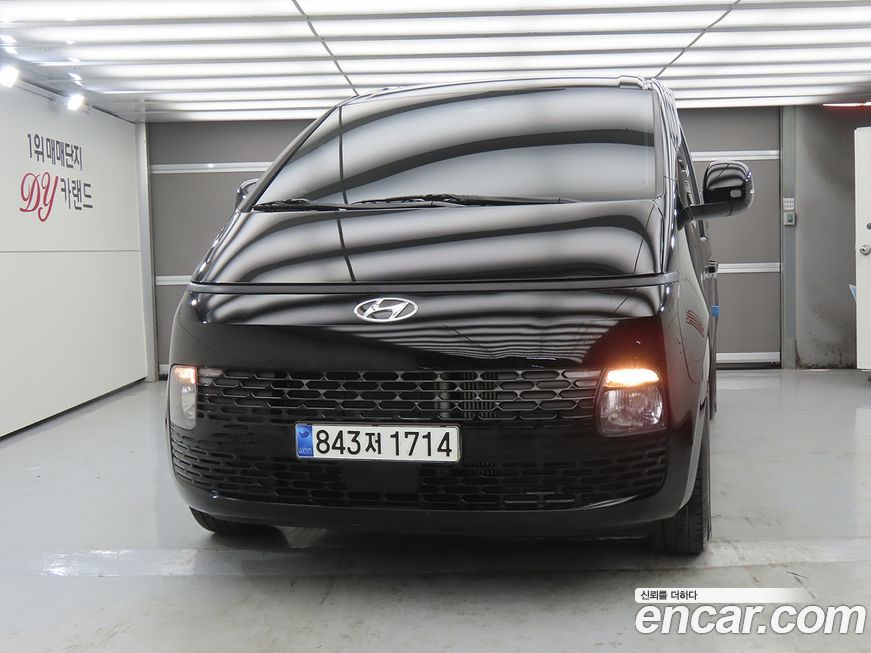 Hyundai Staria 2024