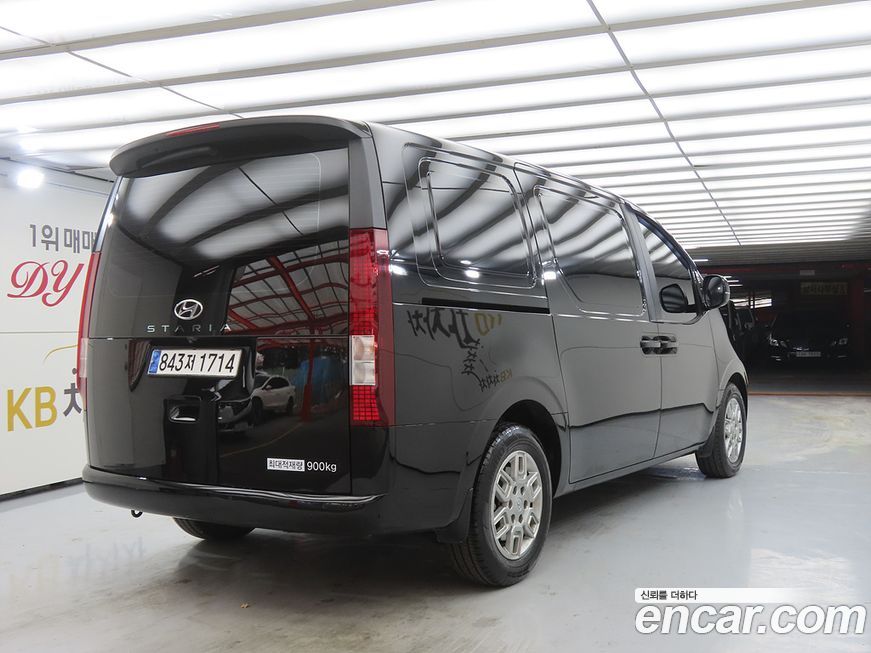Hyundai Staria 2024