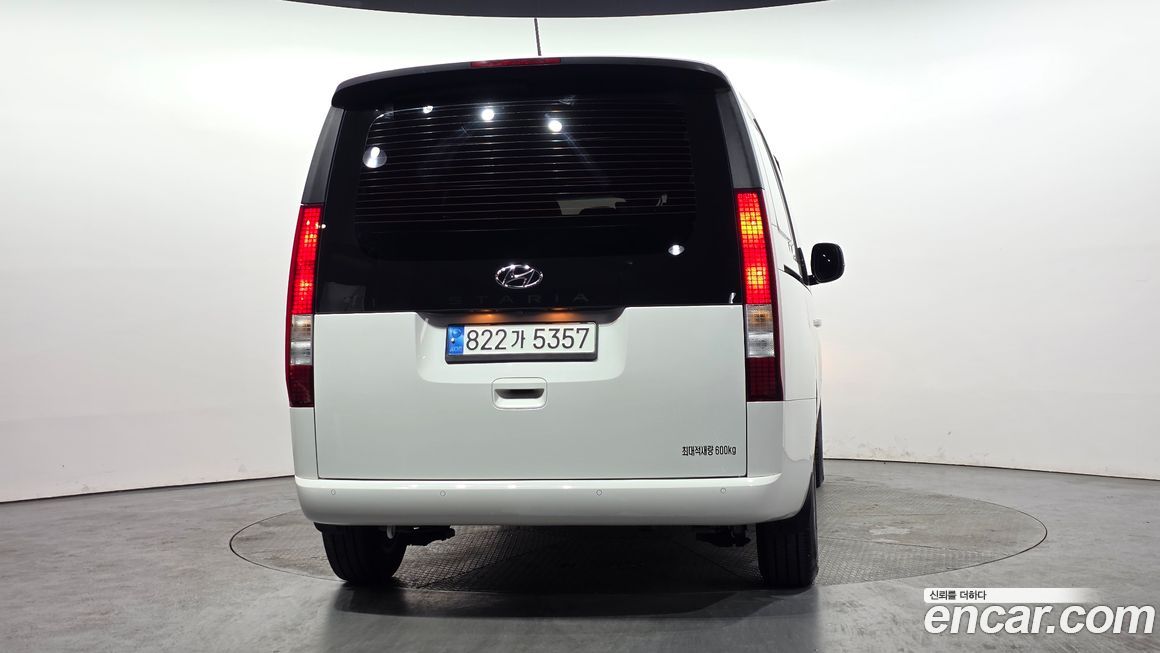 Hyundai Staria 2022
