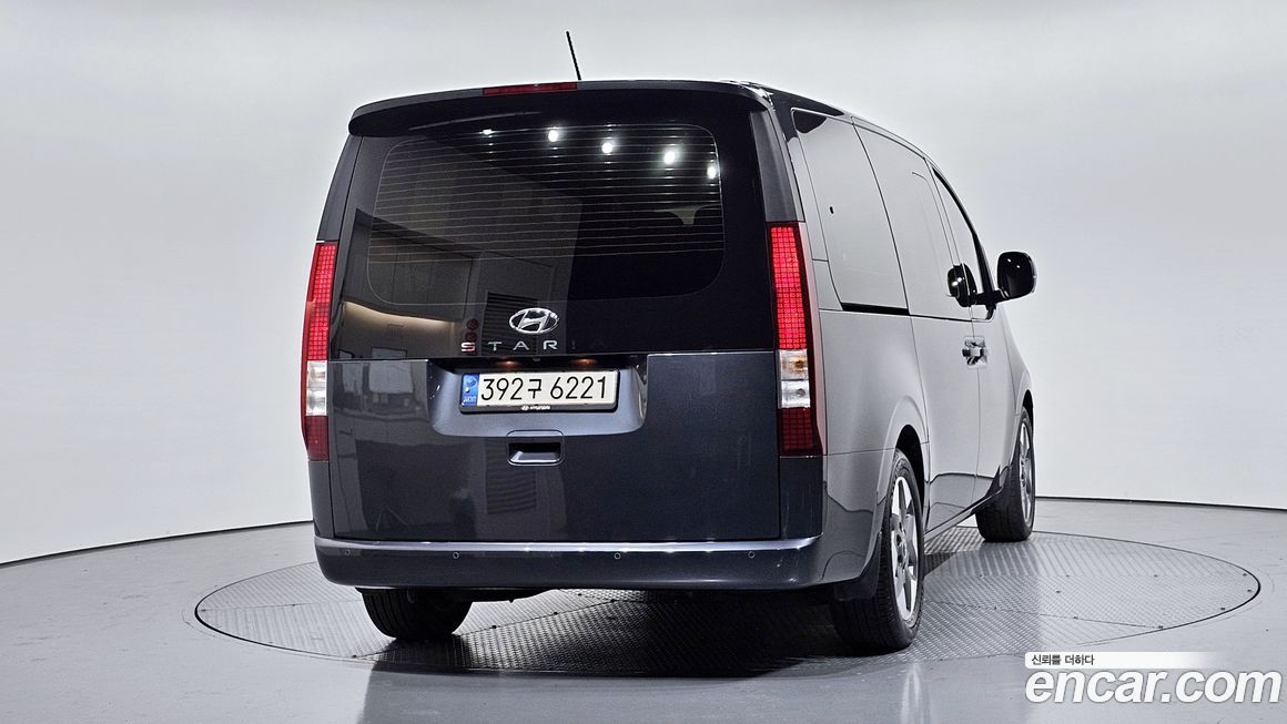 Hyundai Staria 2022