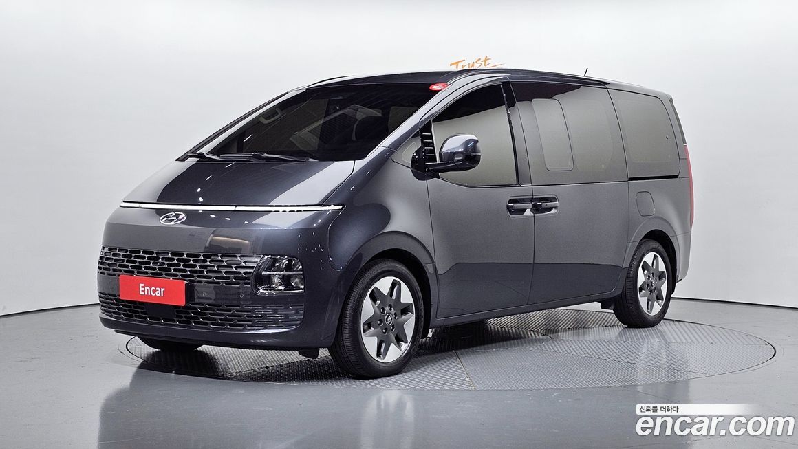 Hyundai Staria 2022