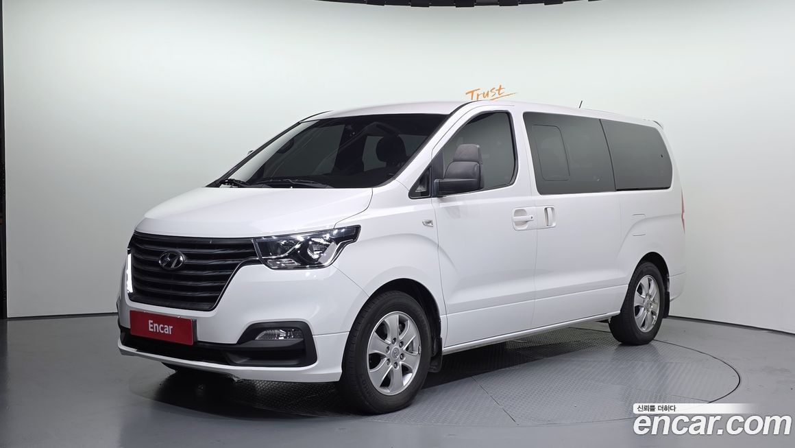 Hyundai Starex 2019