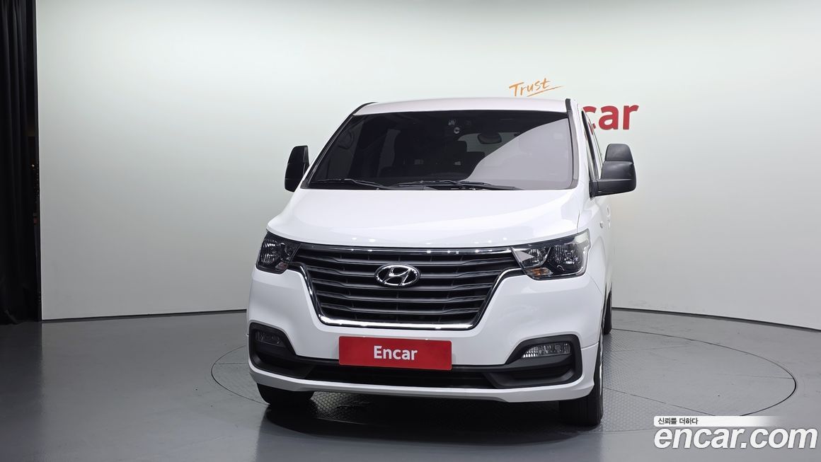 Hyundai Starex 2019