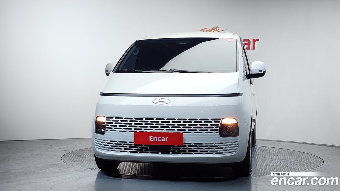 Hyundai Staria 2024