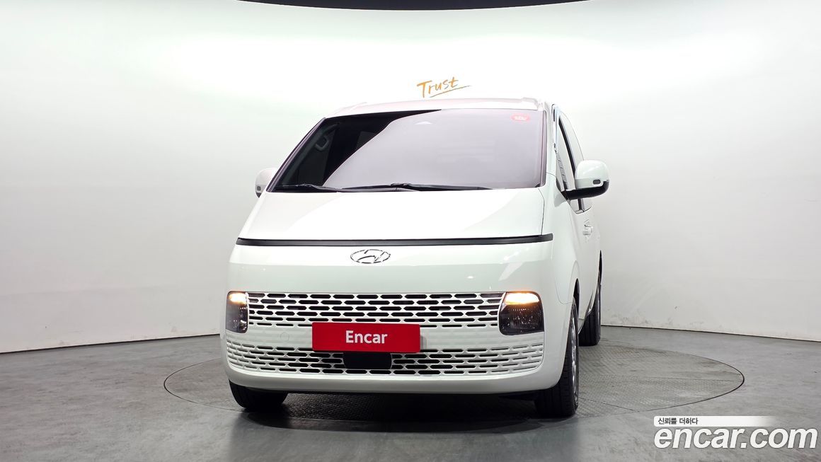 Hyundai Staria 2022
