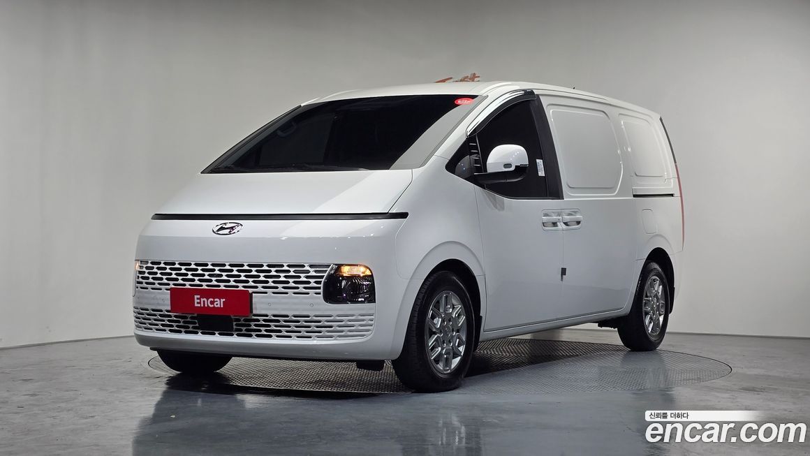 Hyundai Staria 2024