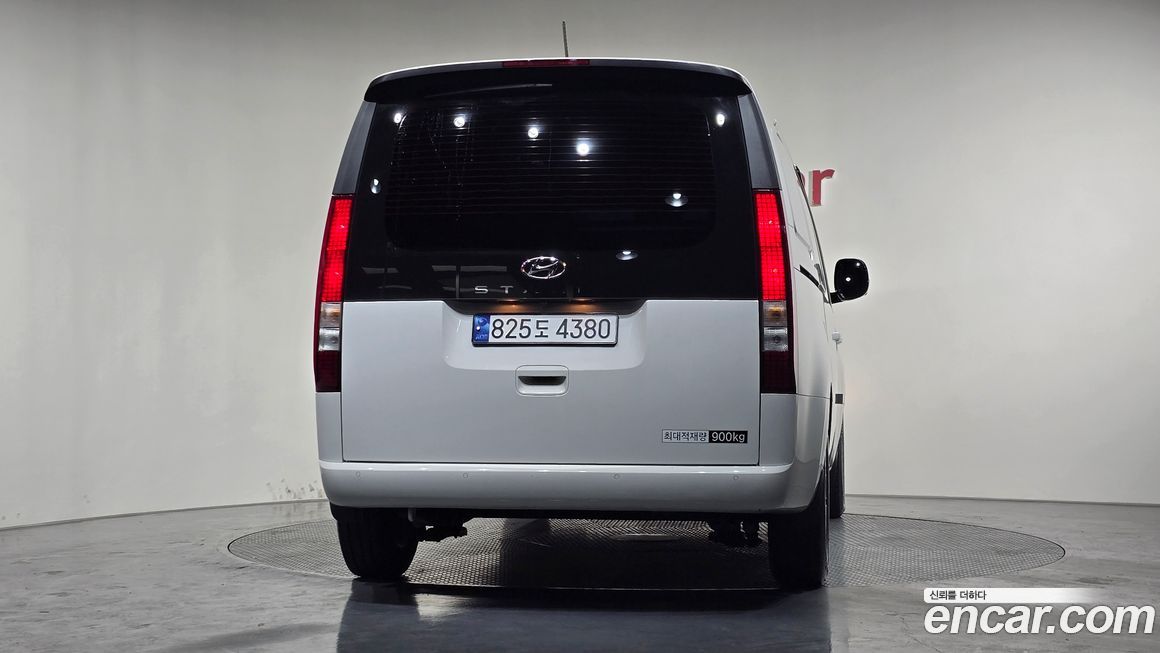Hyundai Staria 2024