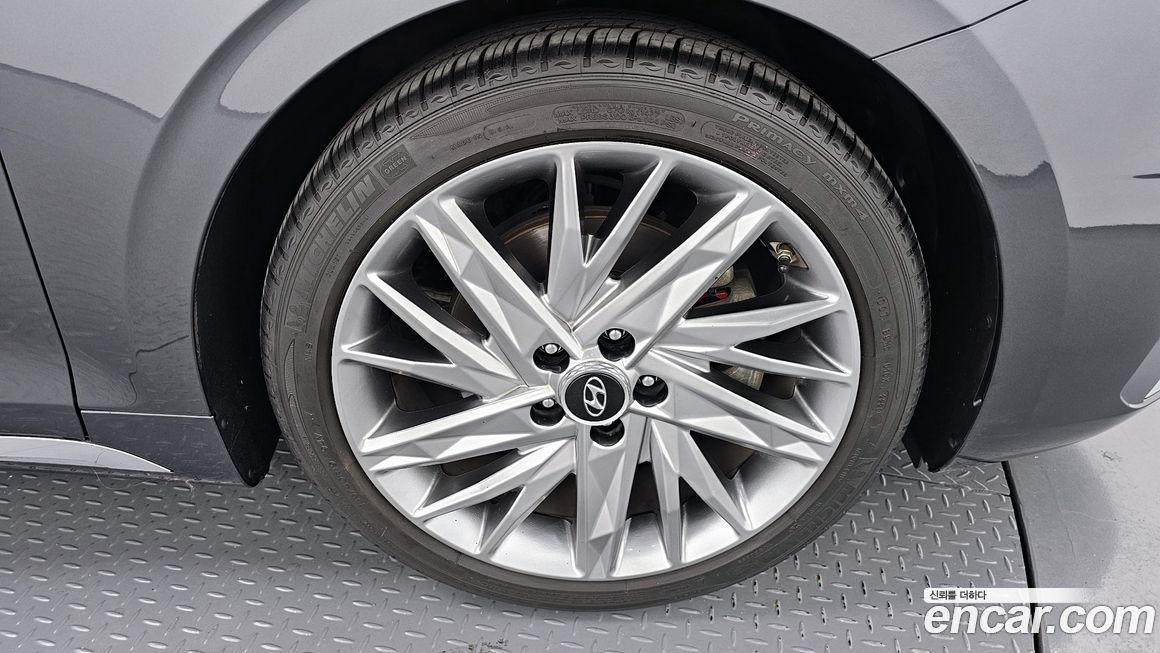 Hyundai Grandeur 2021