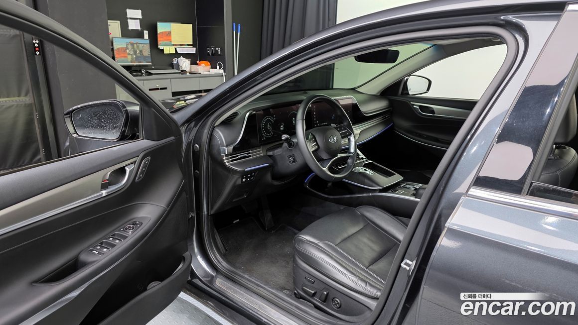 Hyundai Grandeur 2020