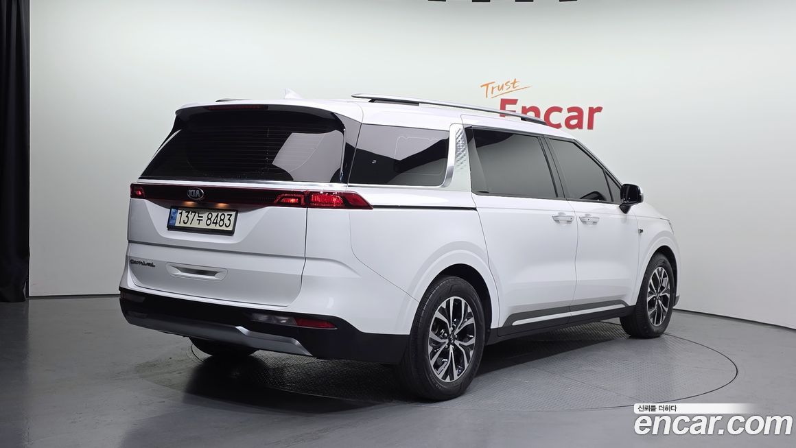 Kia Canival 2021