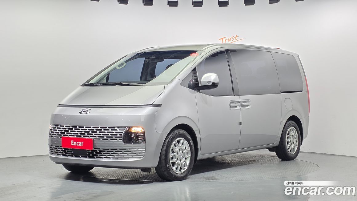 Hyundai Staria 2023