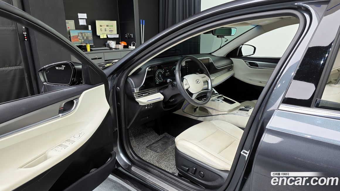 Hyundai Grandeur 2022