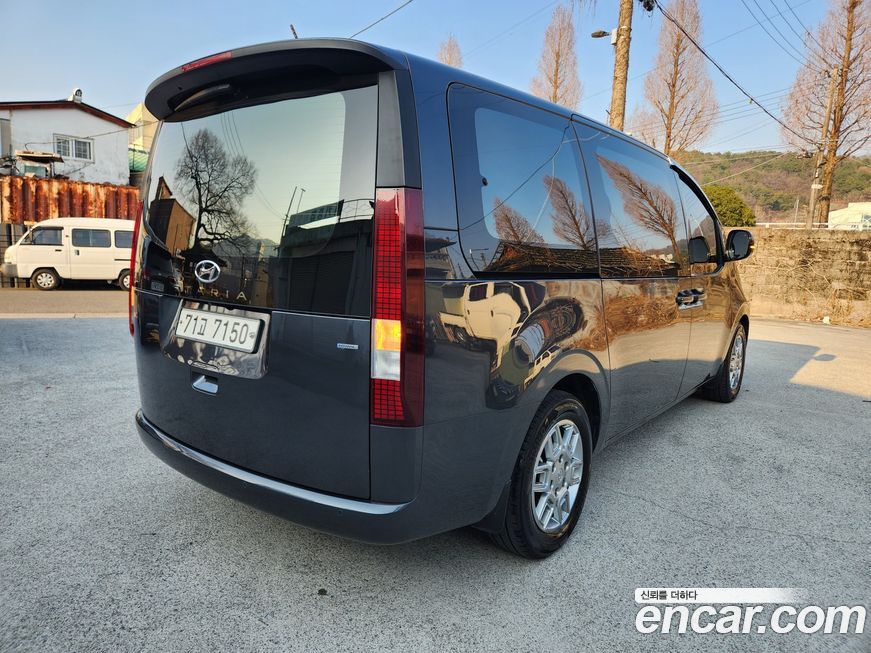 Hyundai Staria 2022