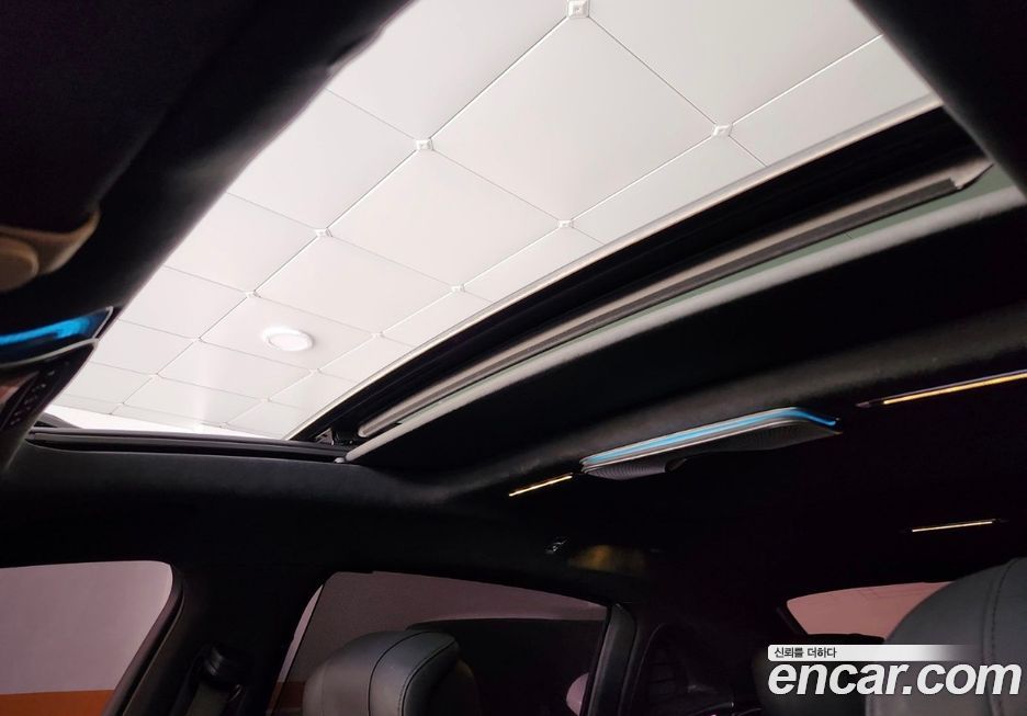 Mercedes-Benz S-Class 2024